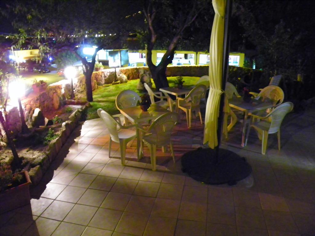 B&B Baia Turchese ปอร์โตออตติโอลู ภายนอก รูปภาพ