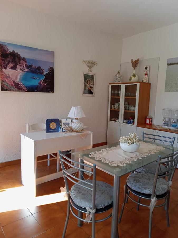 B&B Baia Turchese ปอร์โตออตติโอลู ภายนอก รูปภาพ
