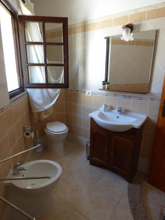 B&B Baia Turchese ปอร์โตออตติโอลู ห้อง รูปภาพ