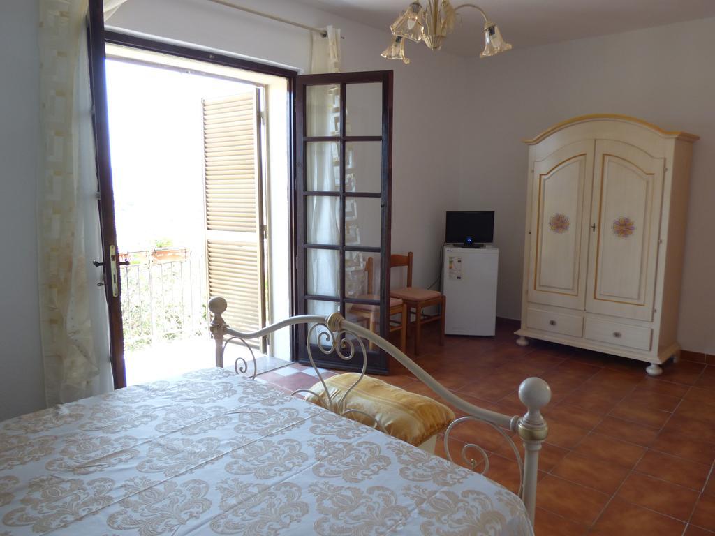 B&B Baia Turchese ปอร์โตออตติโอลู ห้อง รูปภาพ