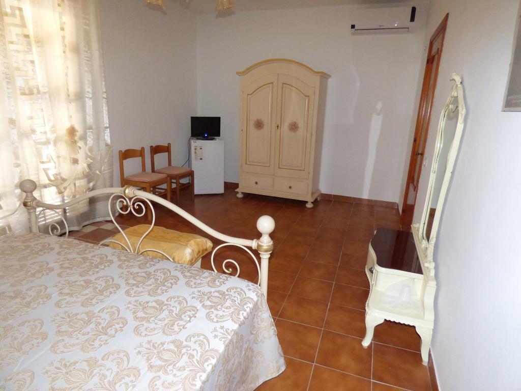 B&B Baia Turchese ปอร์โตออตติโอลู ห้อง รูปภาพ