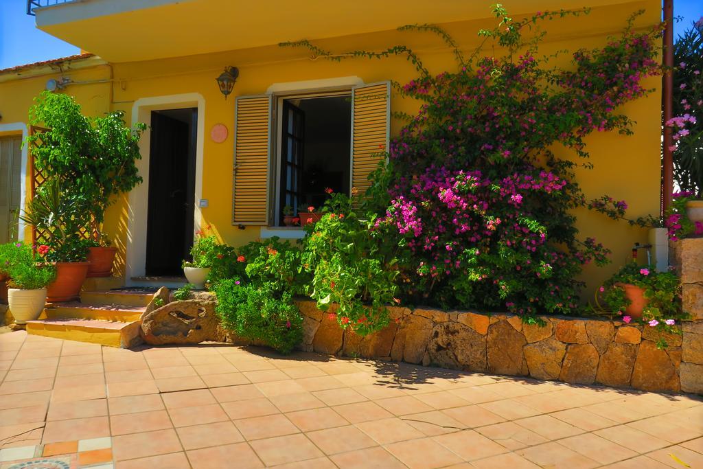 B&B Baia Turchese ปอร์โตออตติโอลู ภายนอก รูปภาพ
