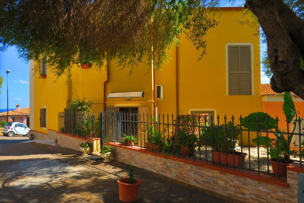 B&B Baia Turchese ปอร์โตออตติโอลู ภายนอก รูปภาพ